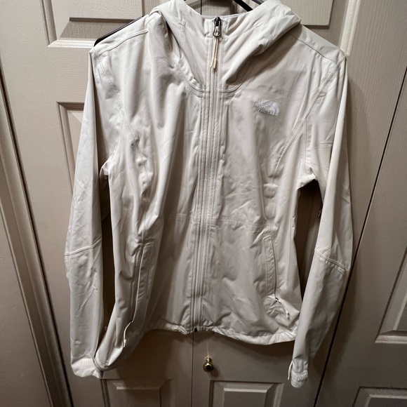 The North Face Jackets & Blazers - THE NORTH FACE wind breaker